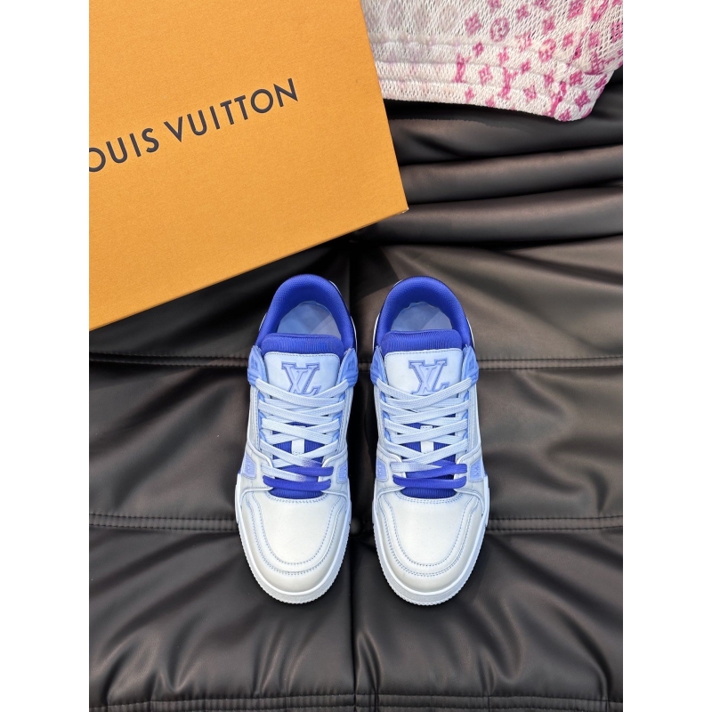 l**is V*t*n sneakers